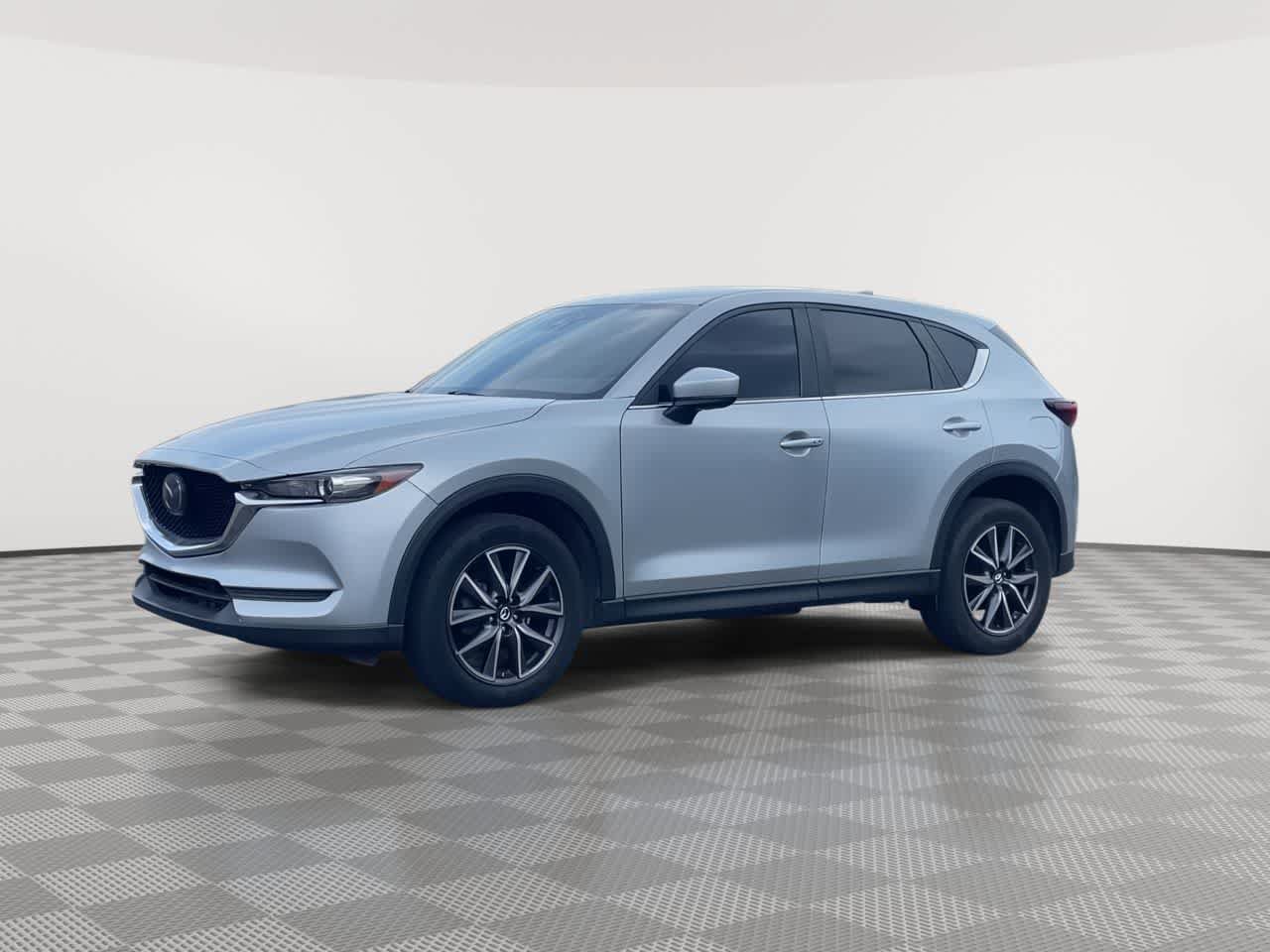 Used 2018 MAZDA CX-5 Touring FWD image 4