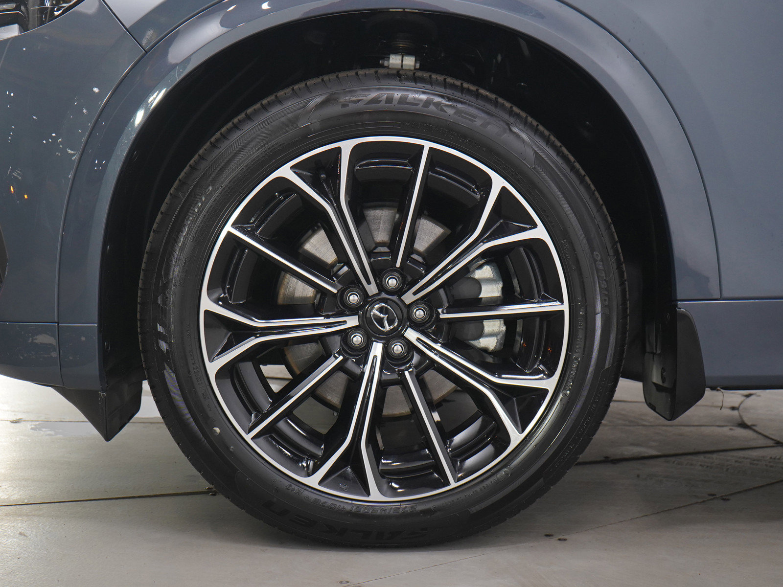 Used 2025 MAZDA CX-70 3.3 Turbo S w/ Premium Package image 32