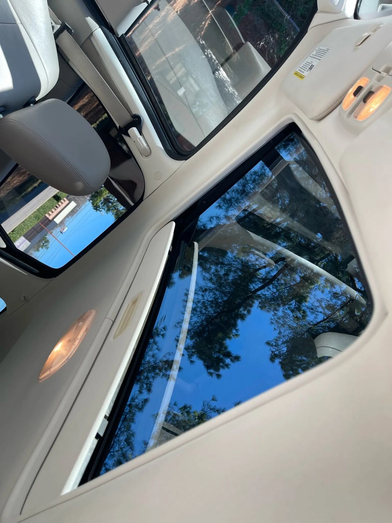 Used 2011 Ford Escape XLT w/ 203A Rapid Spec Order Code image 20