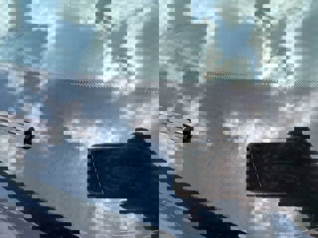 Used 2018 Chevrolet Traverse LT FWD image 11