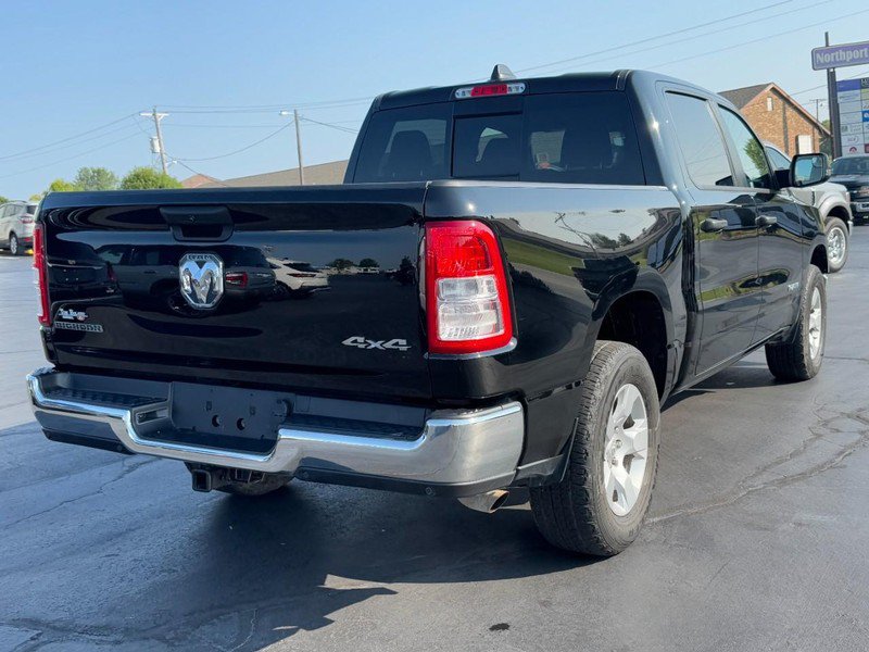 Used 2023 RAM 1500 Big Horn AWD/4WD image 3