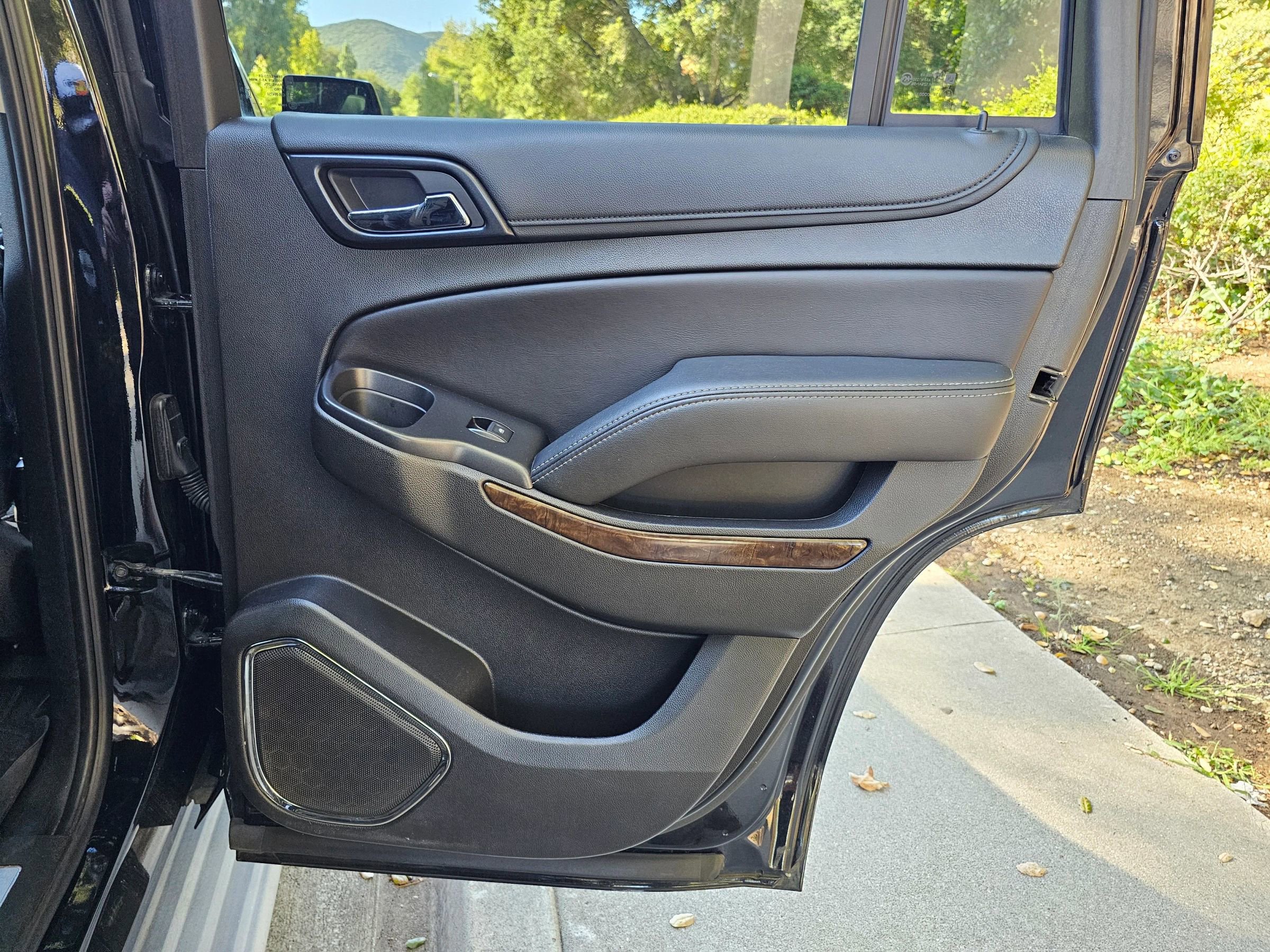 Used 2019 Chevrolet Tahoe LT image 27