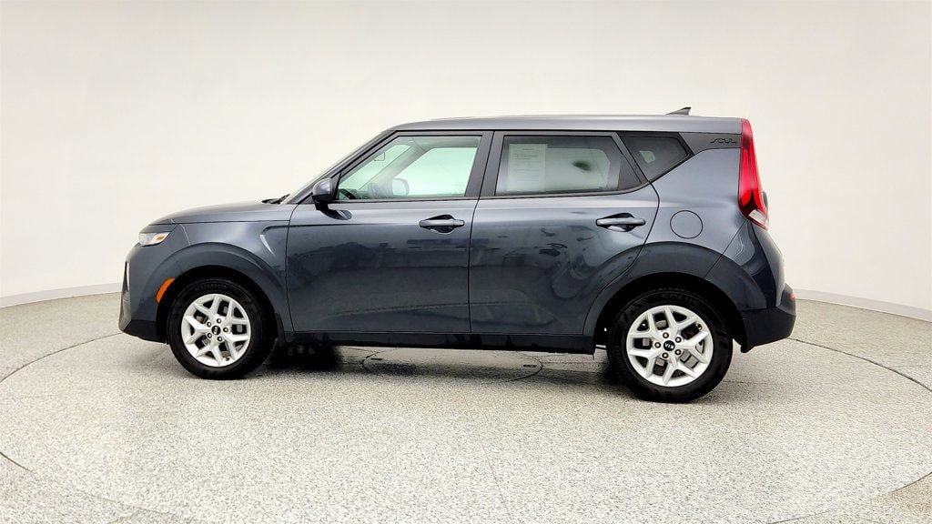 Used 2020 Kia Soul S FWD image 8