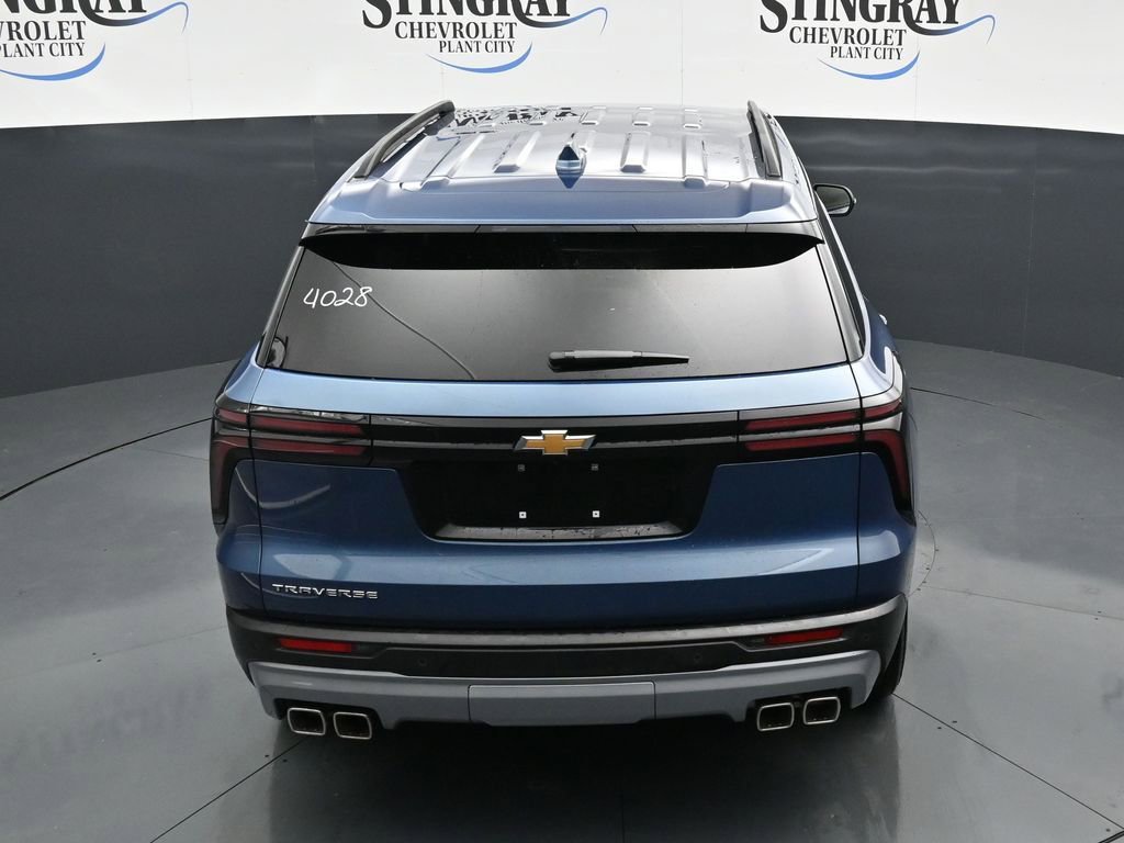 Used 2026 Chevrolet Traverse LT FWD image 23
