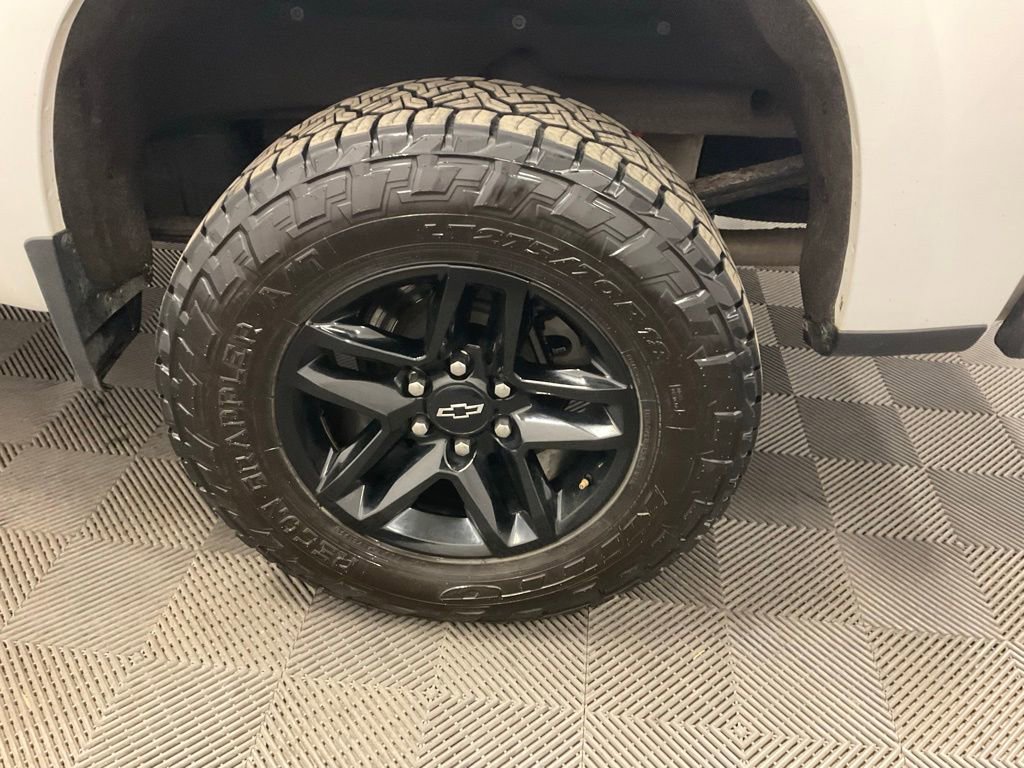 Used 2021 Chevrolet Silverado 1500 LT Trail Boss w/ Convenience Package II image 9
