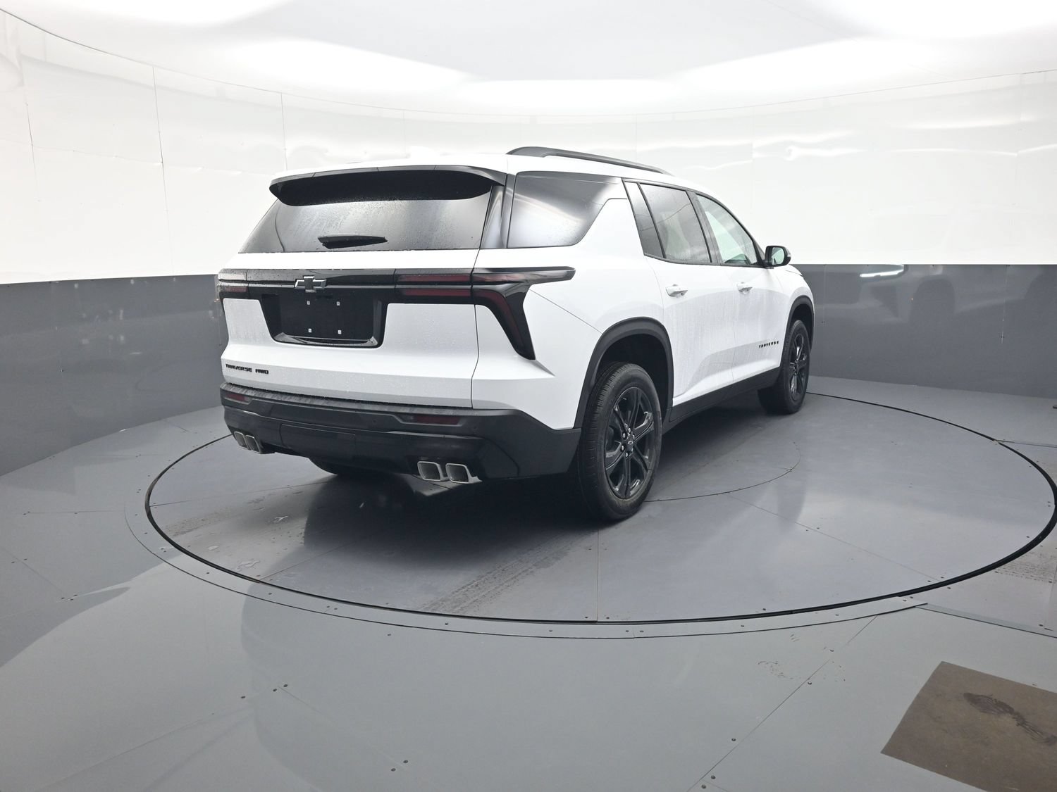 New 2027 Chevrolet Traverse LT w/ Midnight/Sport Edition AWD/4WD image 3