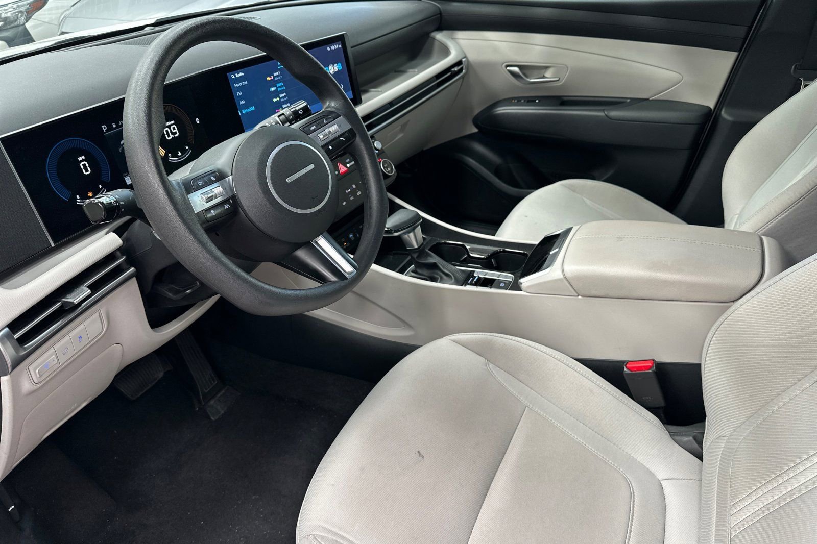 Used 2025 Hyundai Tucson SEL image 13