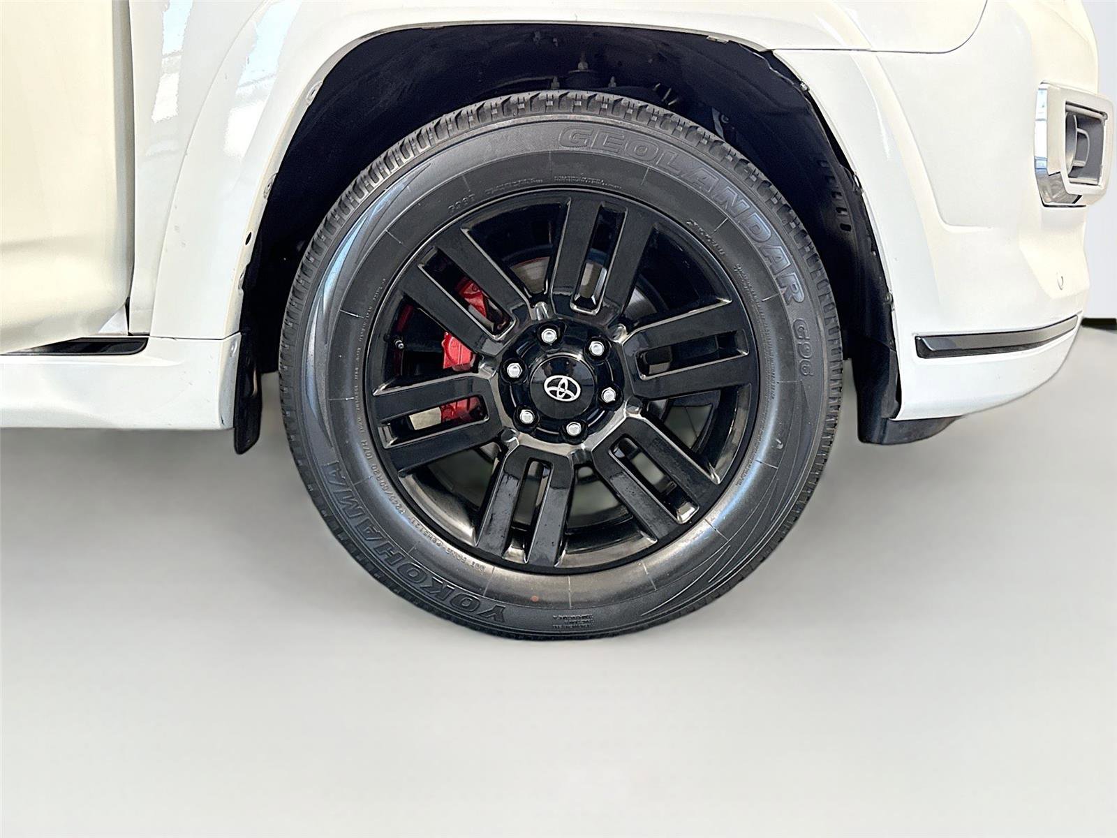 Used 2022 Toyota 4Runner Limited RWD image 38