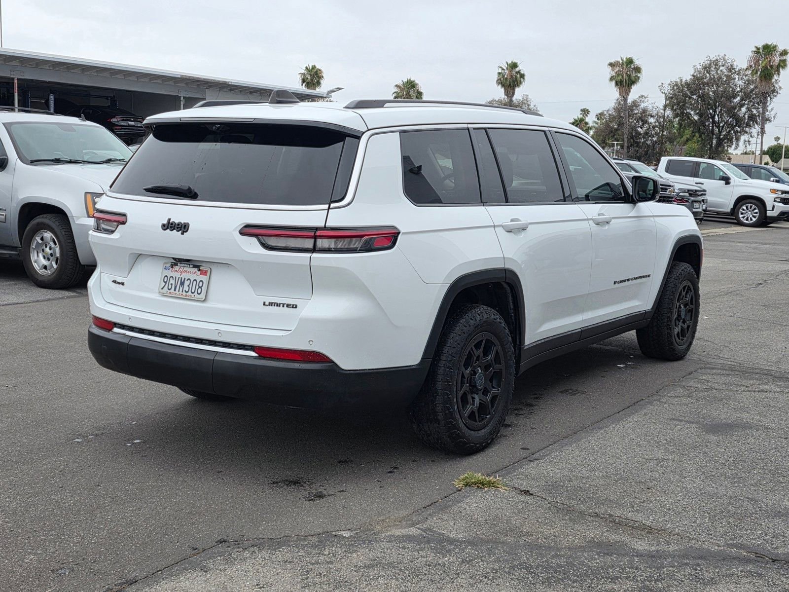 Used 2023 Jeep Grand Cherokee L Limited w/ Luxury Tech Group II AWD/4WD image 7