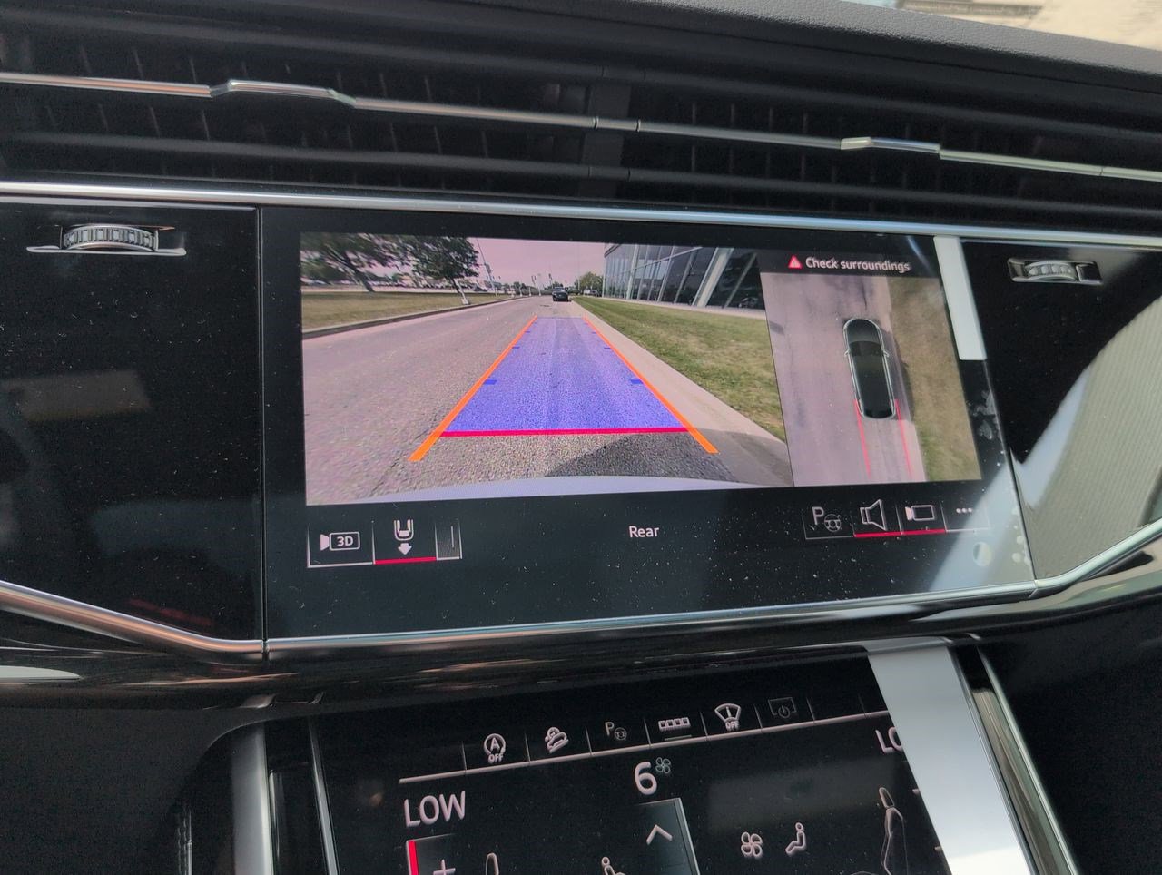 New 2025 Audi Q8 Prestige image 5