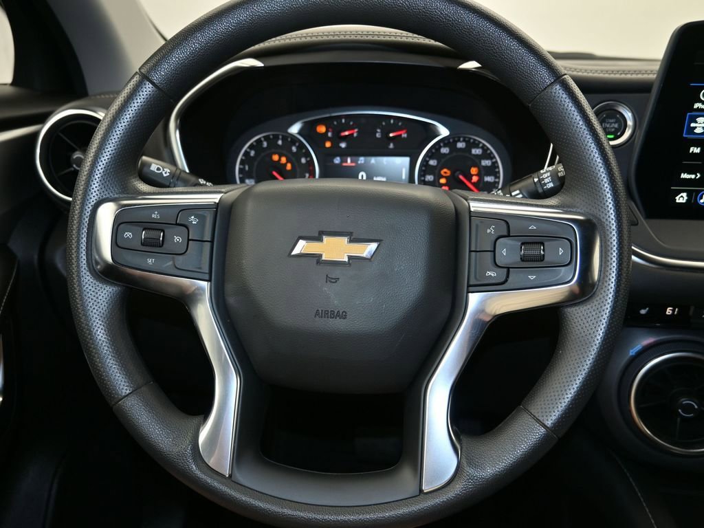 Used 2025 Chevrolet Blazer LT image 14