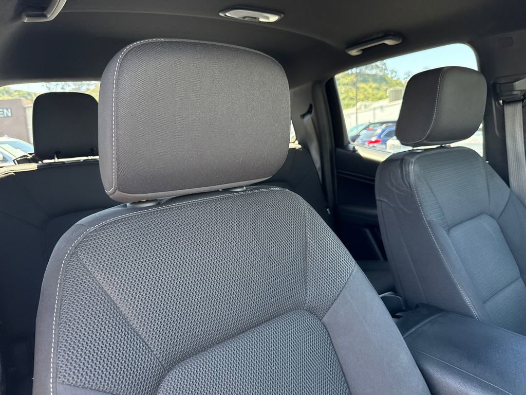 Used 2023 Chevrolet Colorado LT AWD/4WD image 15