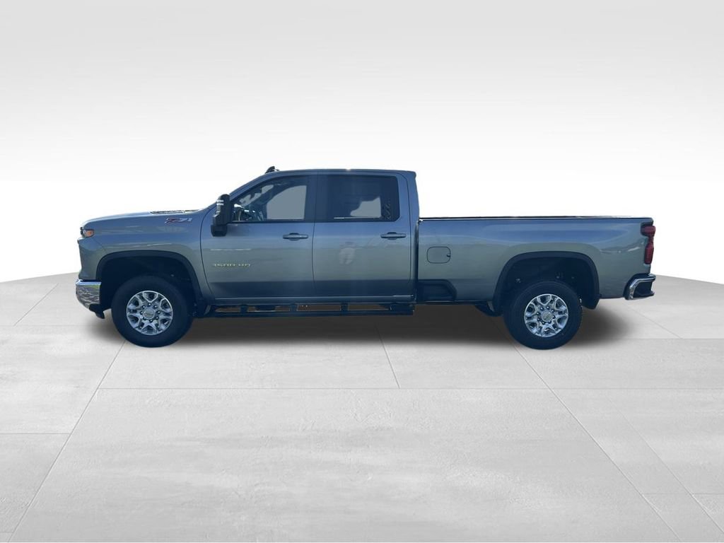 New 2025 Chevrolet Silverado 3500 LT w/ Leather Package image 2