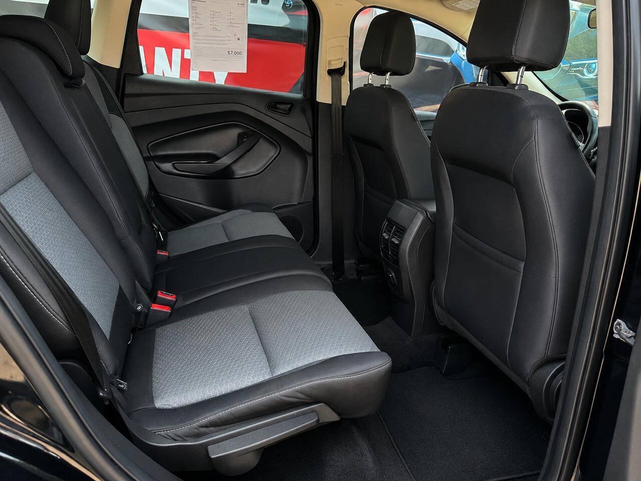 Used 2017 Ford Escape SE AWD/4WD image 11