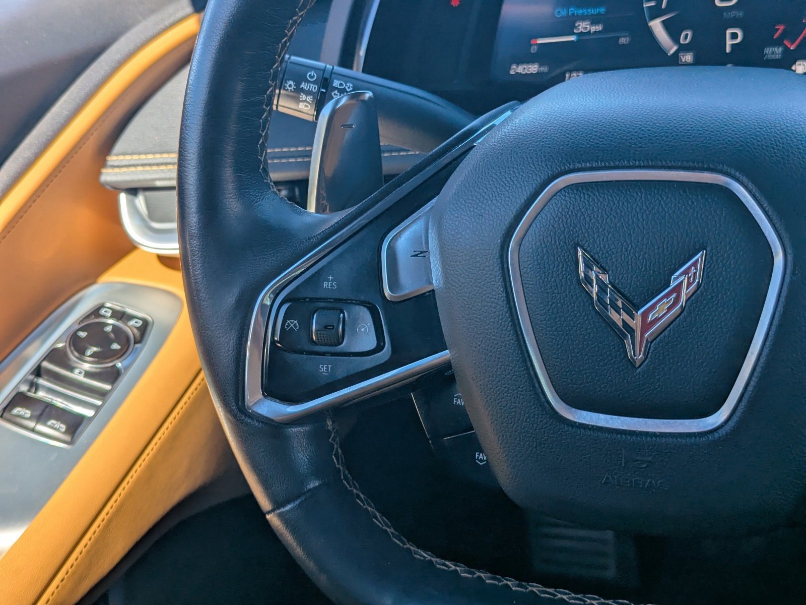 Used 2021 Chevrolet Corvette Stingray Preferred Cpe w/ Z51 Performance Package image 18