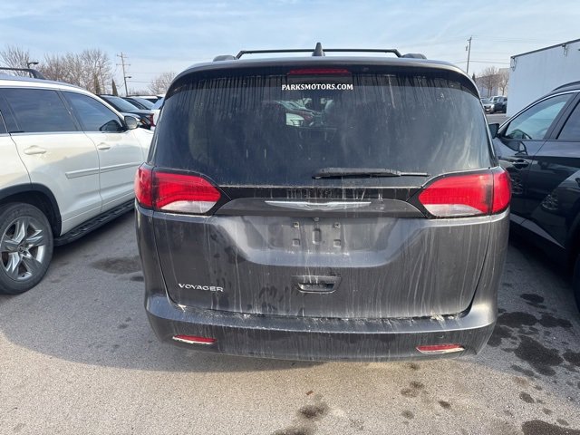 Used 2021 Chrysler Voyager Lxi image 5