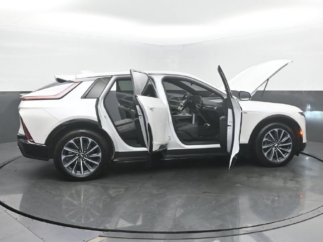 Certified 2024 Cadillac Lyriq Sport w/ LPO, Floor Liner Package AWD/4WD image 53