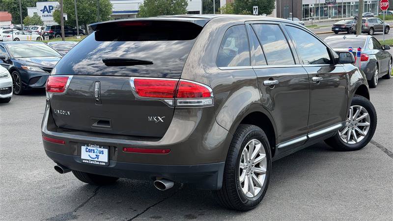 Used 2011 Lincoln MKX 2WD w/ 101A Rapid Spec Order Code image 6