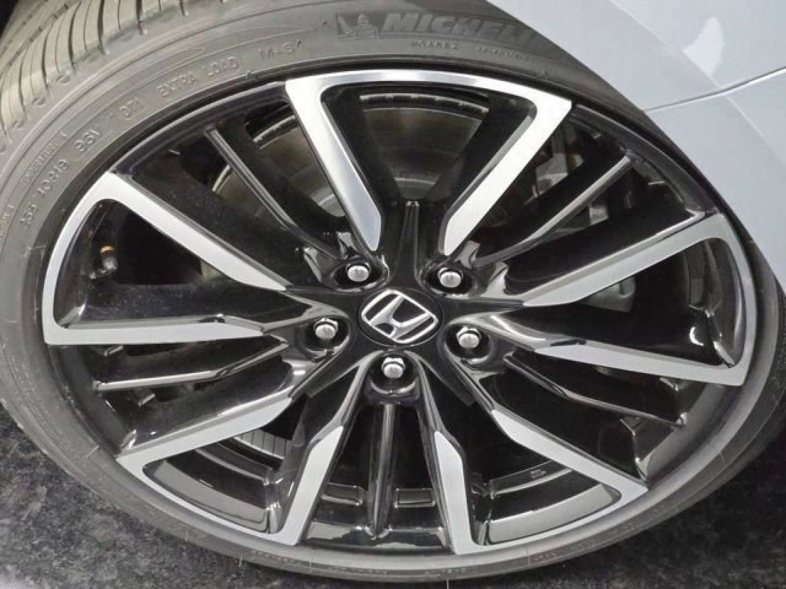 New 2025 Honda Accord Touring image 32