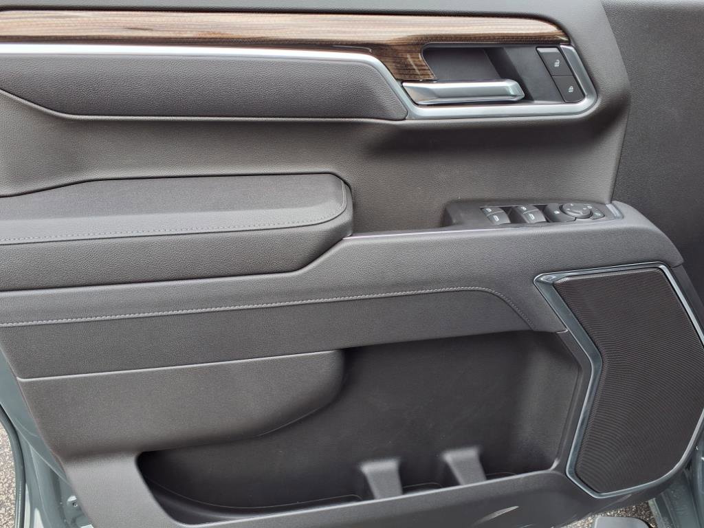 New 2025 Chevrolet Silverado 1500 LT image 13