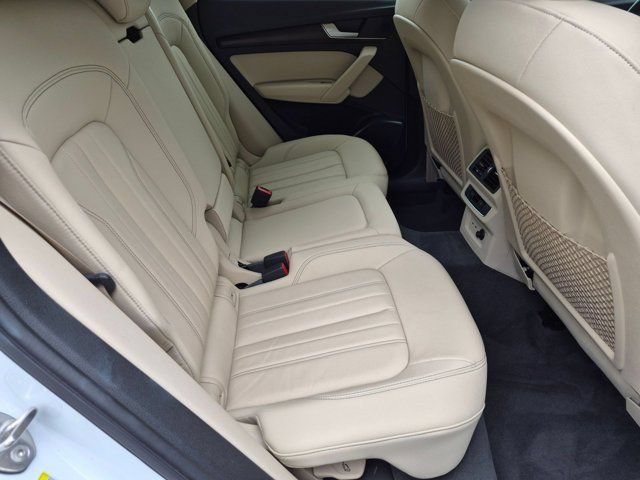Certified 2023 Audi Q5 2.0T Premium w/ Convenience Package AWD/4WD image 18
