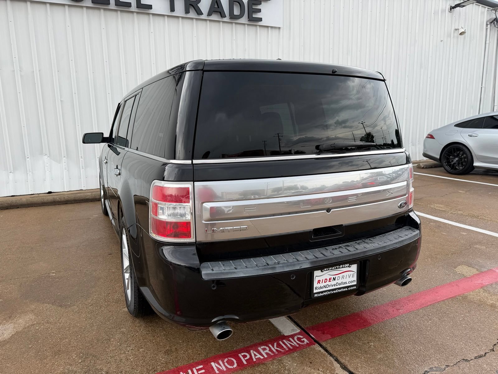 Used 2019 Ford Flex Limited FWD image 5