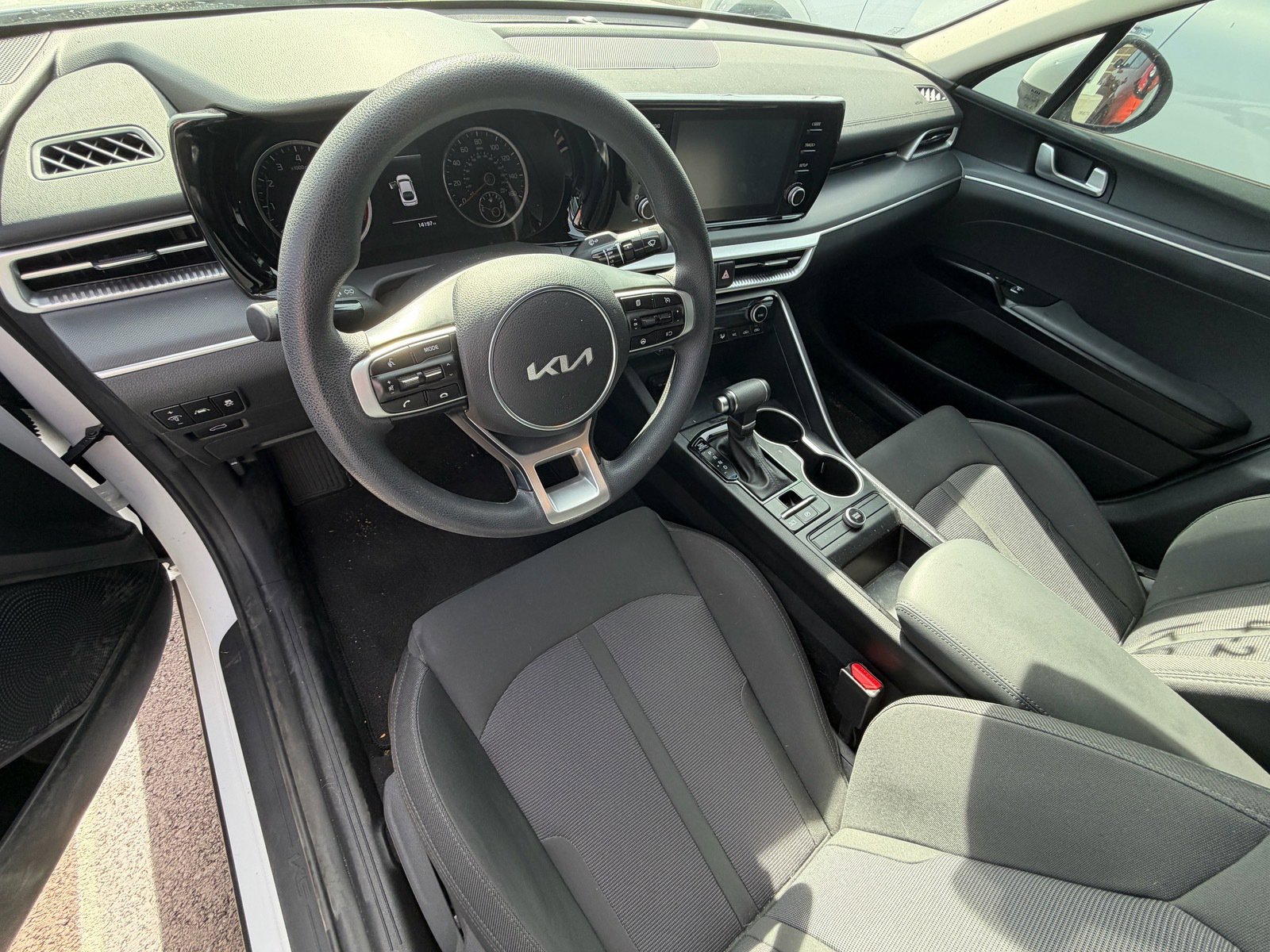 Used 2024 Kia K5 LXS FWD image 7