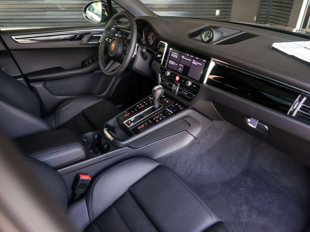 New 2026 Porsche Macan S AWD/4WD image 38