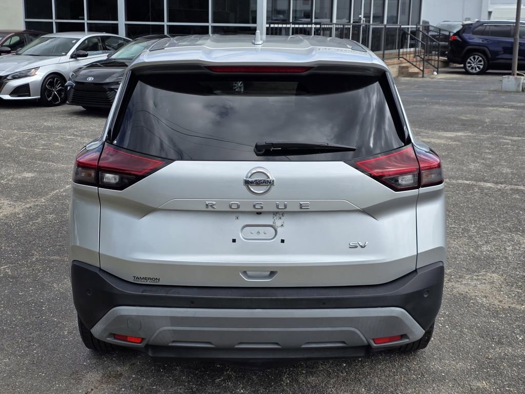 Used 2021 Nissan Rogue SV image 4