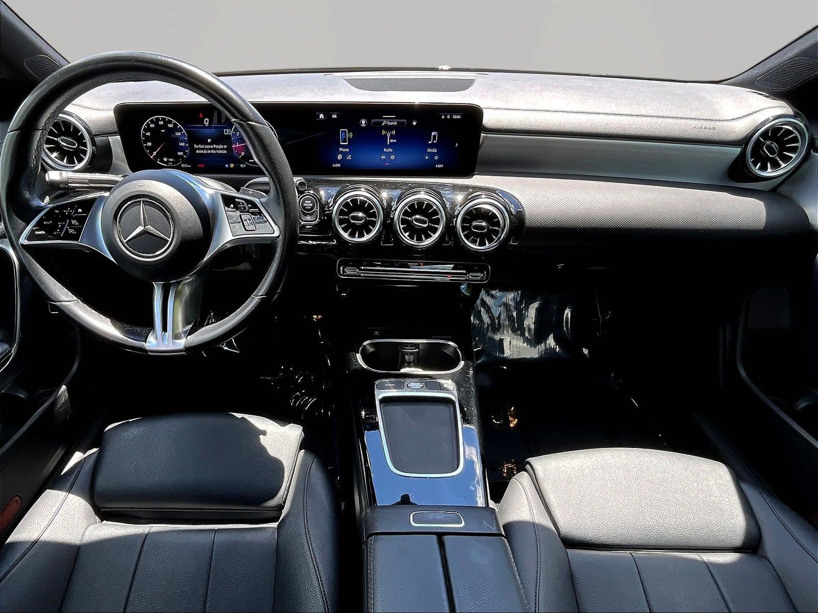 Used 2025 Mercedes-Benz CLA 250 image 7