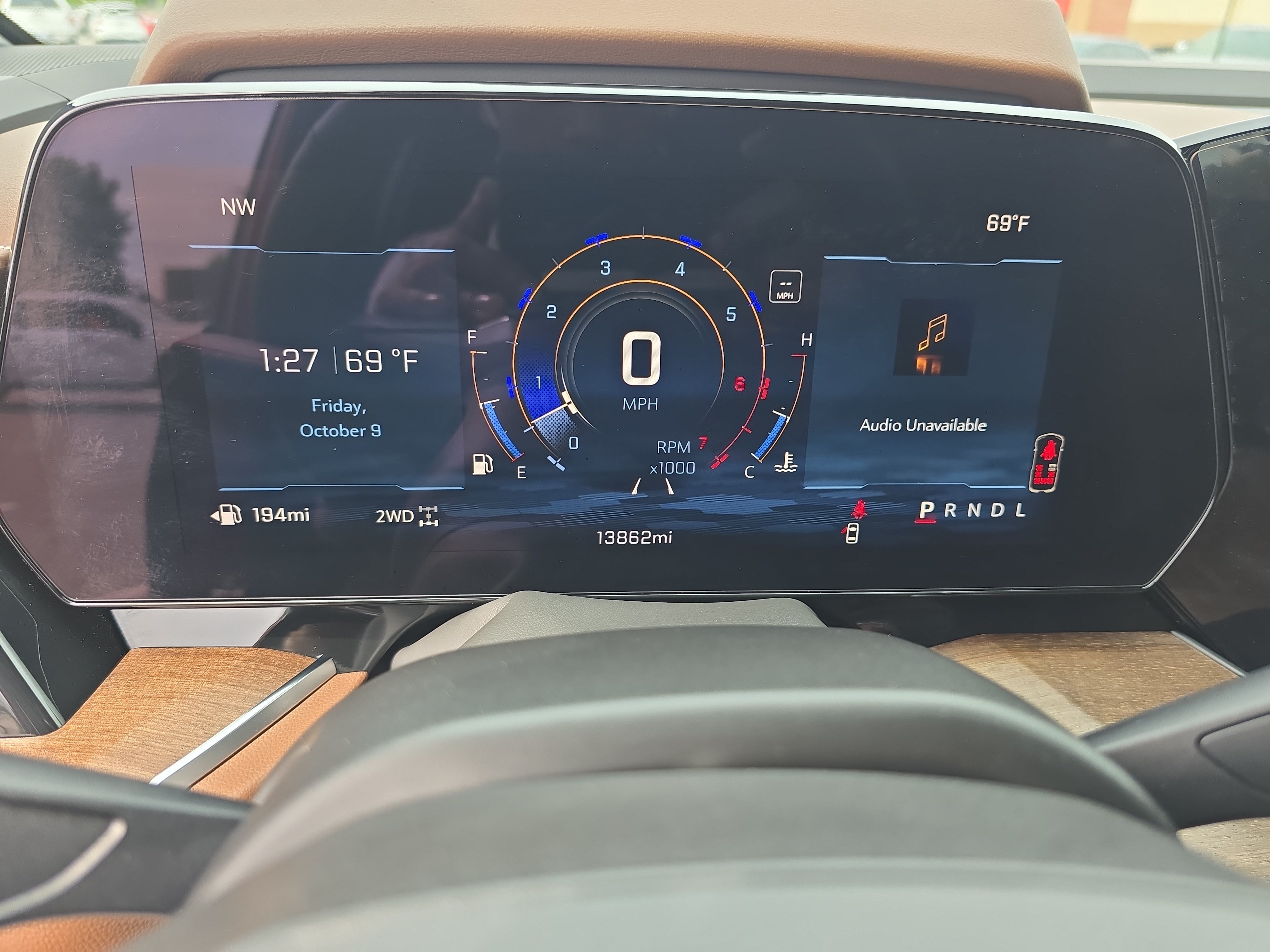 Used 2025 Chevrolet Tahoe High Country AWD/4WD image 19