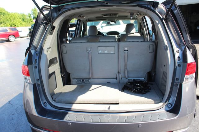 Used 2014 Honda Odyssey Touring Elite image 18