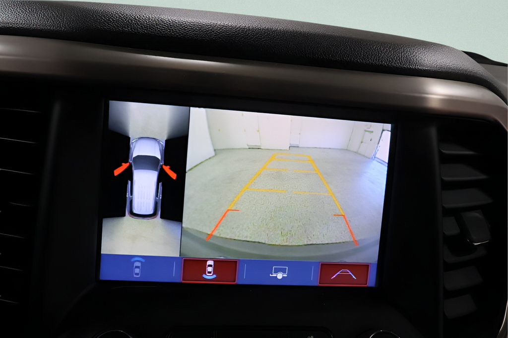 Used 2019 GMC Acadia Denali w/ Technology Package AWD/4WD image 13