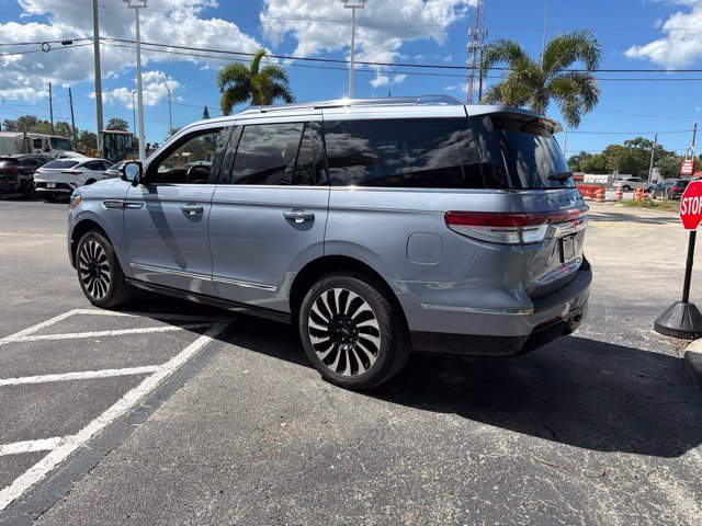 Used 2023 Lincoln Navigator Black Label AWD/4WD image 5