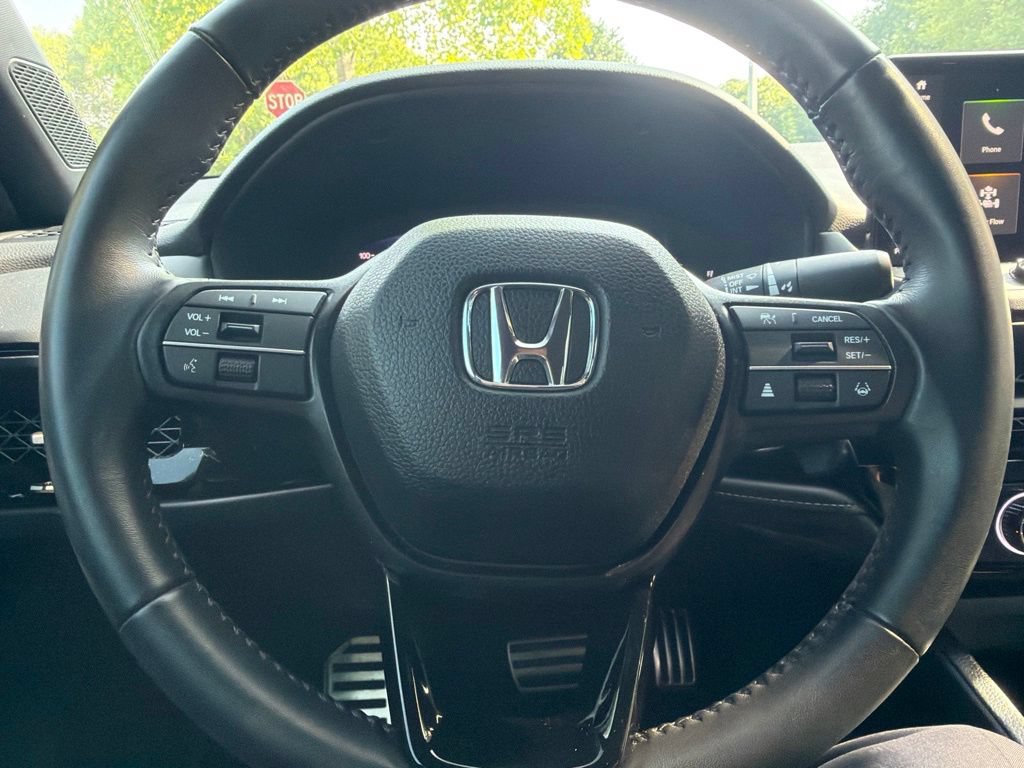 Used 2024 Honda Accord Sport image 11