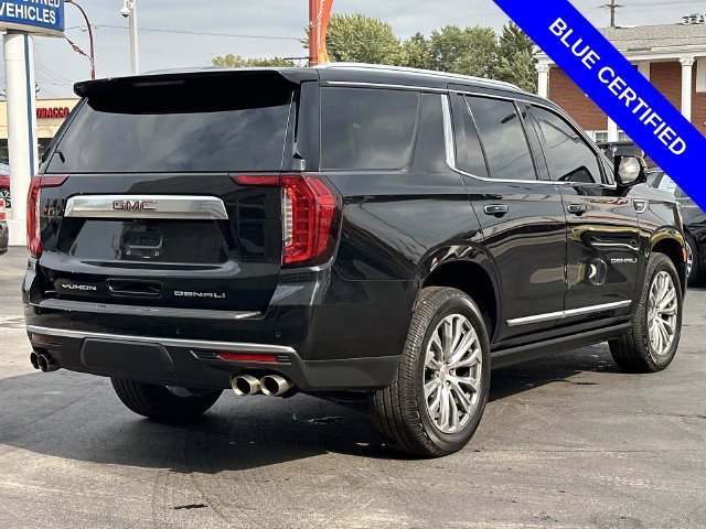 Used 2021 GMC Yukon Denali w/ Denali Premium Package AWD/4WD image 3