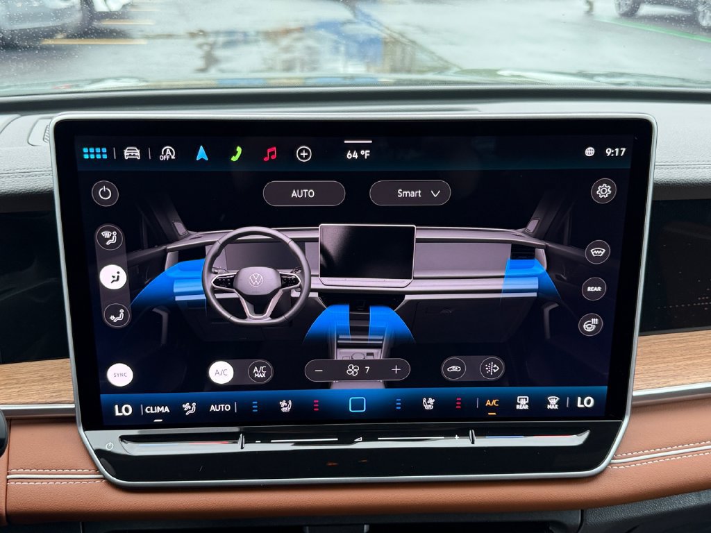New 2026 Volkswagen Tiguan SEL R-Line AWD/4WD image 18