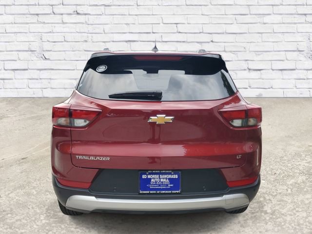 Certified 2024 Chevrolet TrailBlazer LT w/ Convenience Package FWD image 3