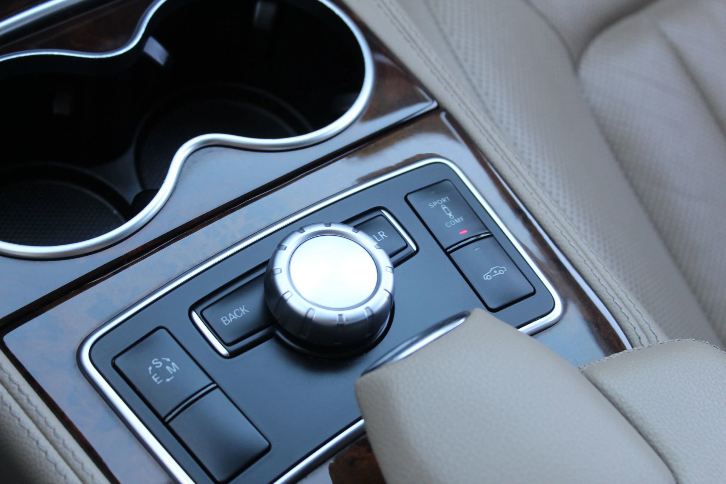 Used 2014 Mercedes-Benz CLS 550 CLS 550 4MATIC Coupe 4D image 33