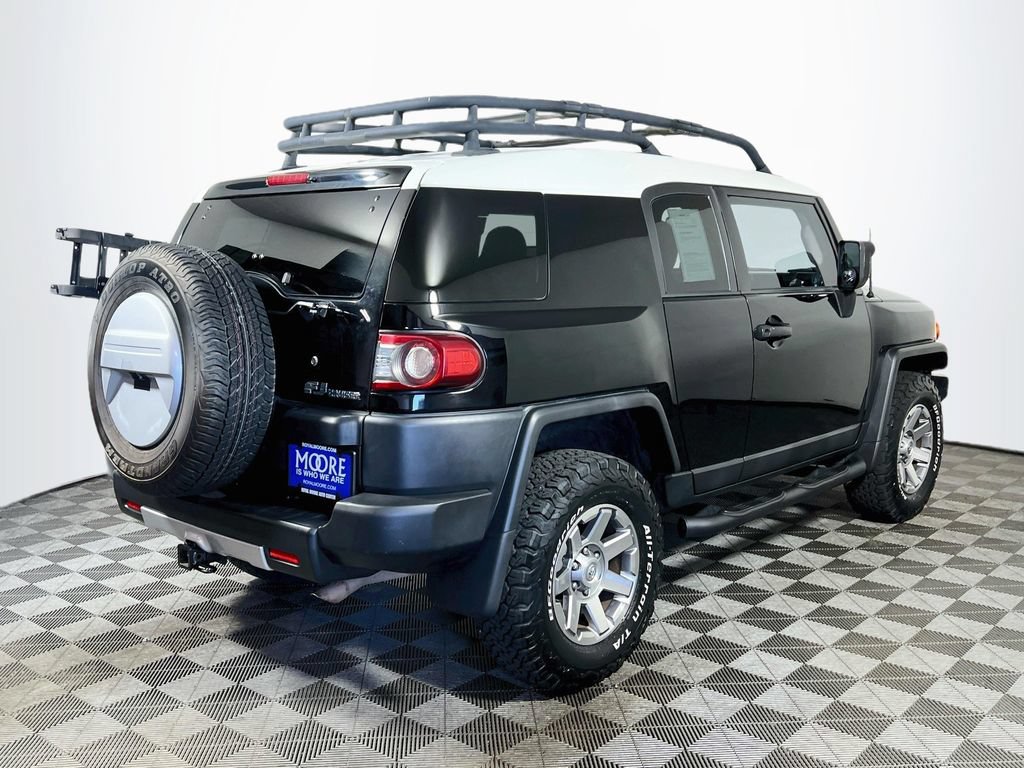 Used 2014 Toyota FJ Cruiser 4WD w/ Convenience Package image 7