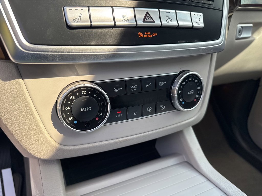Used 2015 Mercedes-Benz ML 350 4MATIC image 32