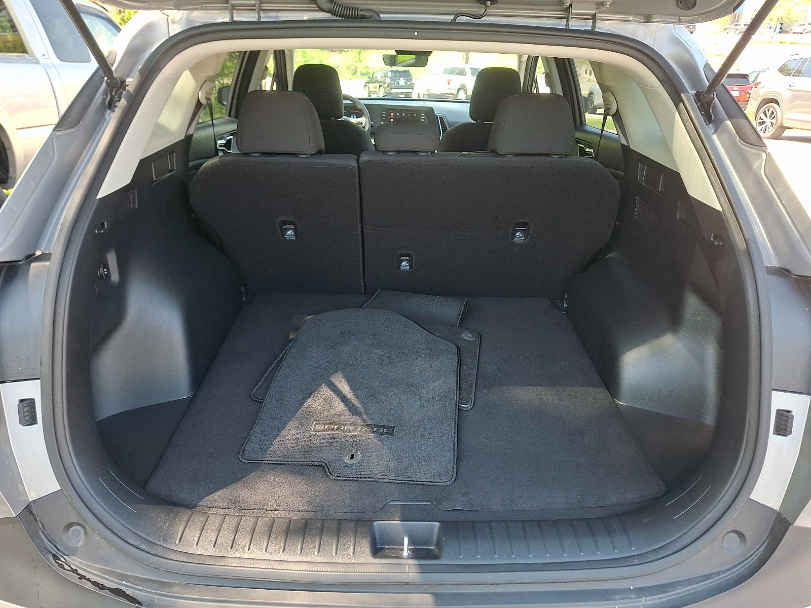 Certified 2024 Kia Sportage LX AWD/4WD image 29
