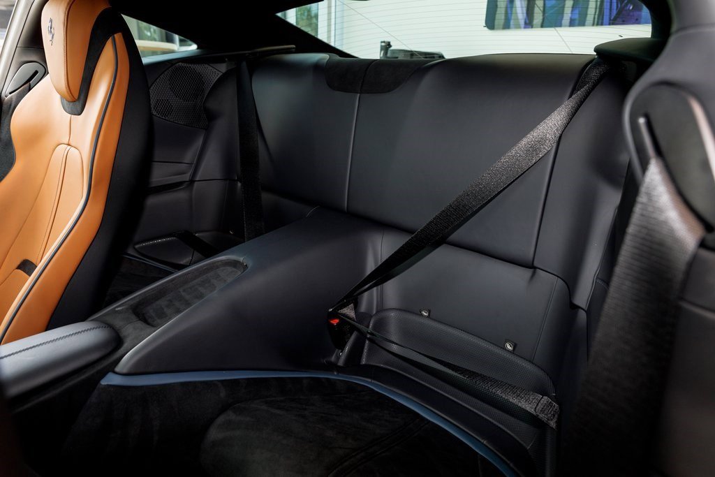 Used 2024 Ferrari Roma image 25