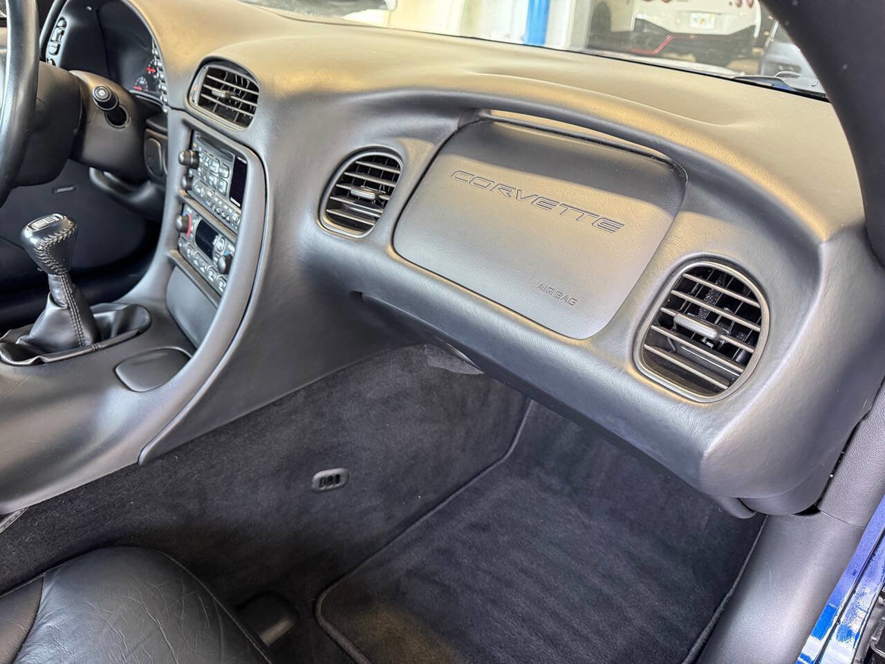 Used 2004 Chevrolet Corvette Z06 w/ Z06 Preferred Equipment Group image 22