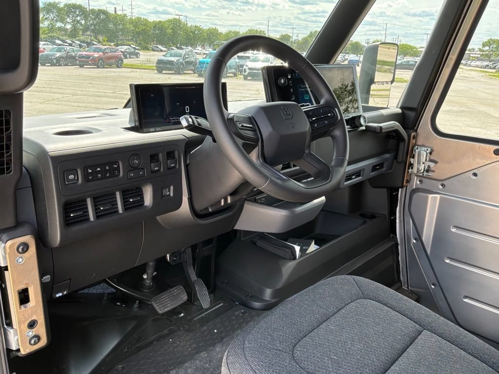 Used 2024 Chevrolet Brightdrop 600 w/ Commercial Equipment Package AWD/4WD image 10