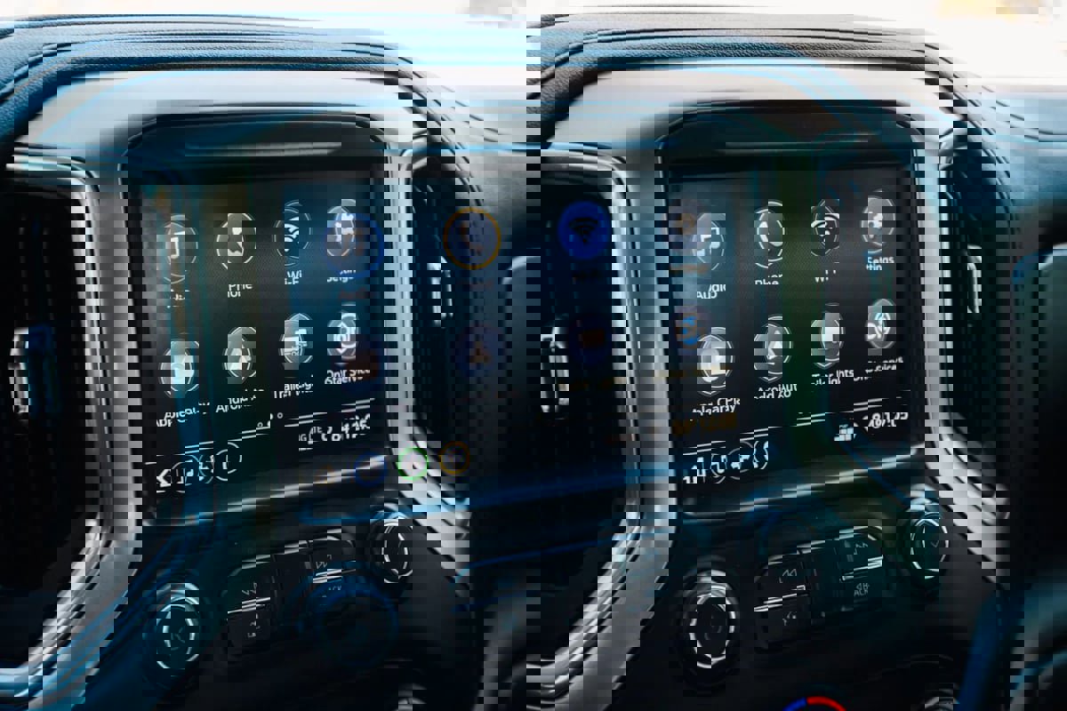 Used 2021 Chevrolet Silverado 1500 LT image 19