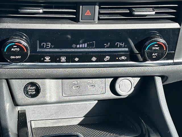 Used 2026 Nissan Rogue SV FWD image 23