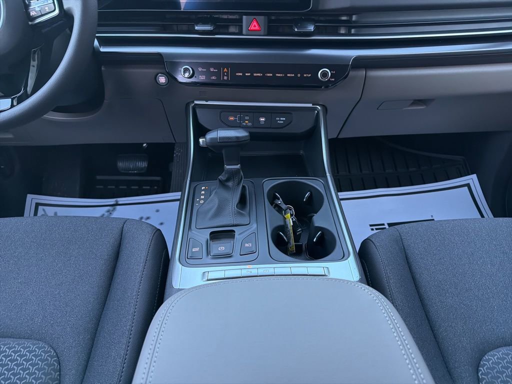 New 2026 Kia Carnival LX image 26