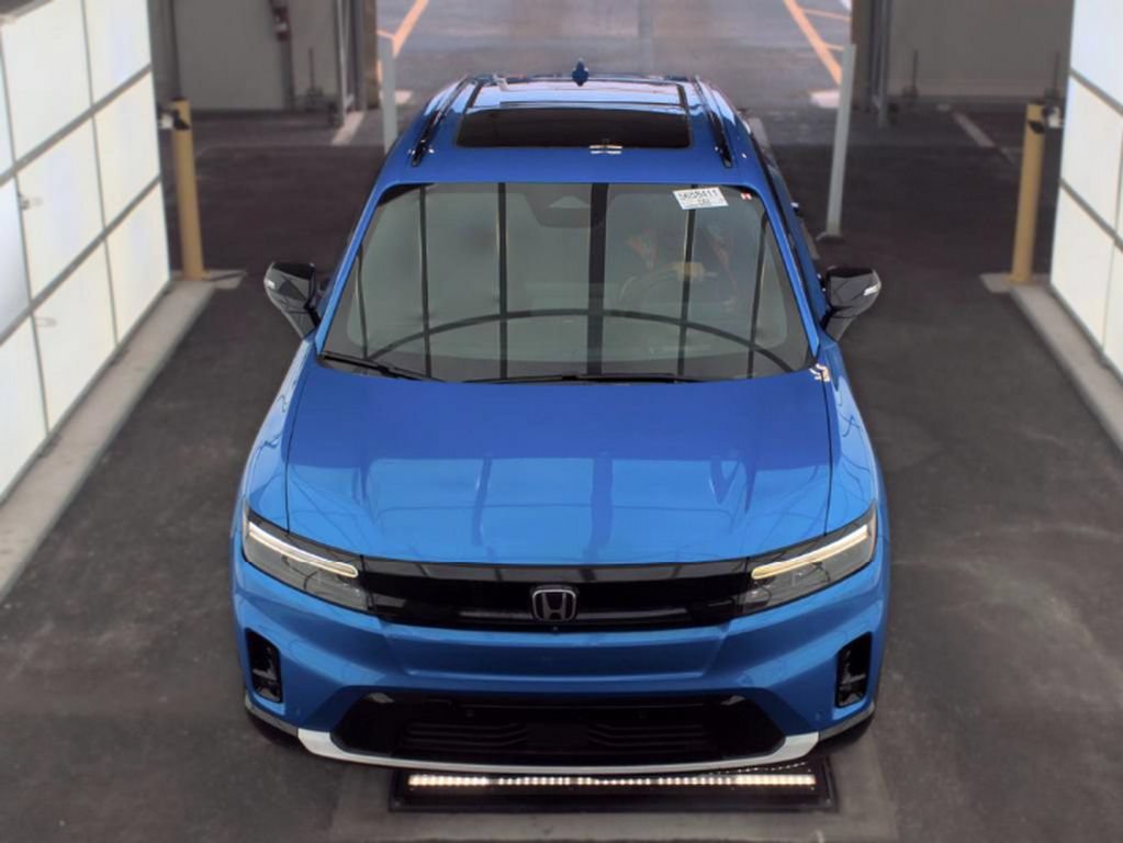 Used 2024 Honda Prologue Elite image 2