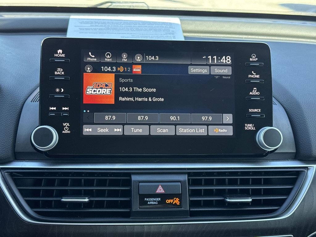 Used 2021 Honda Accord Touring image 12